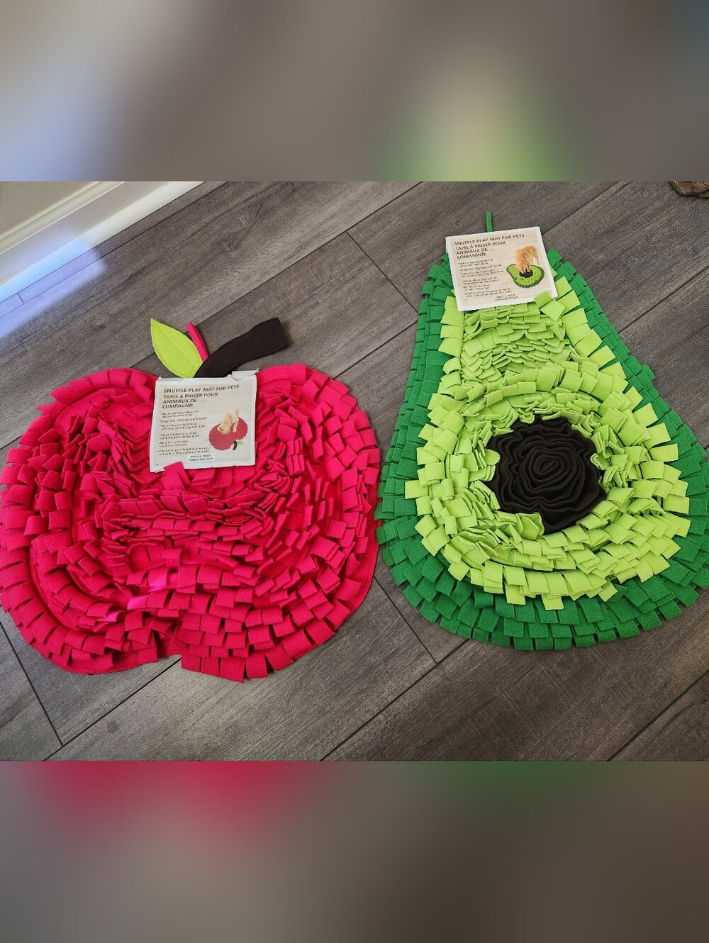 Snuffle Paly Mats for Pets Apple or Avocado NWT